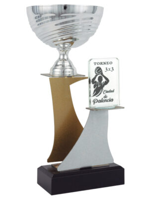 Aplique Copa Metal con Motivo Deportivo